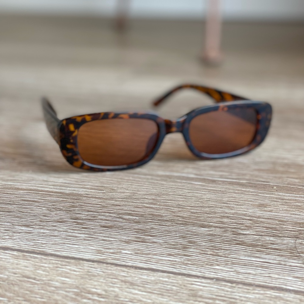 Rectangle Brown Tortoise Shell Acrylic Sunglasses - image 6
